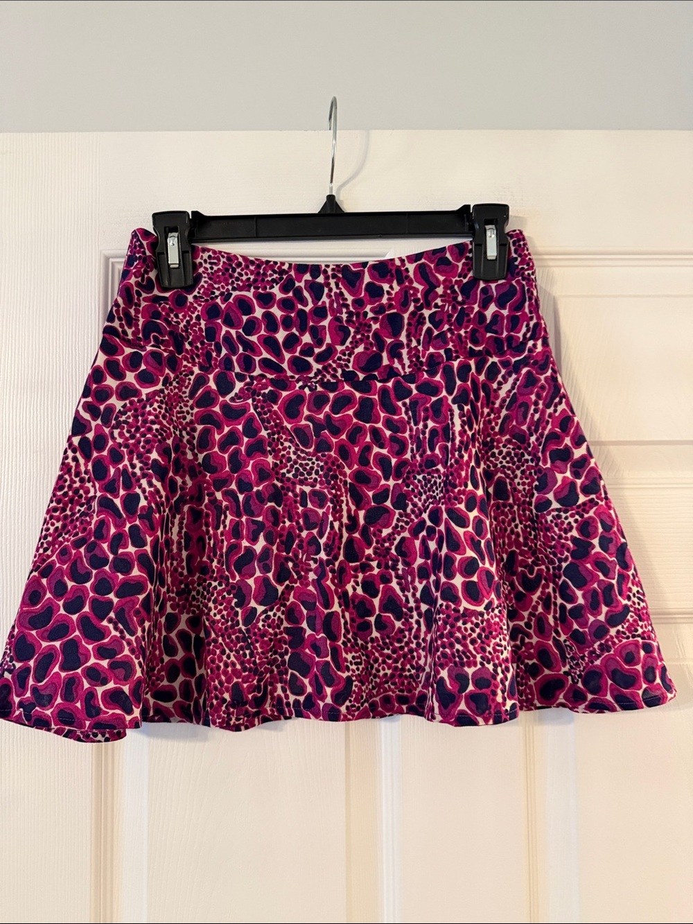 Lilly Pulitzer Pink and Navy Patterned Skater Skirt size 0 length 15” waist 28”